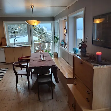 Private By The Sea Holiday home Vestvagoy